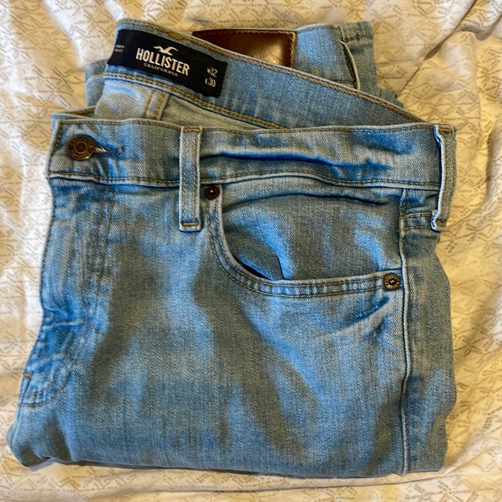 Mens hollister skinny jeans, size 32x30, light wash